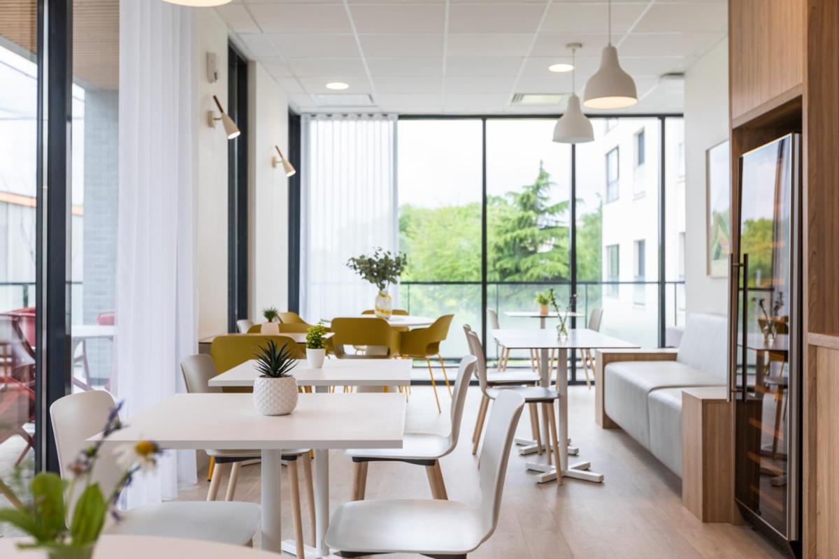Aparthotel Oh Activ Cergy Exterior foto