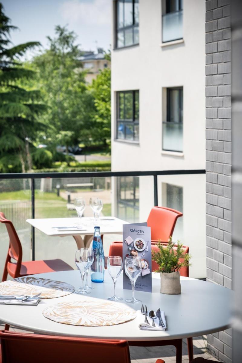 Aparthotel Oh Activ Cergy Exterior foto