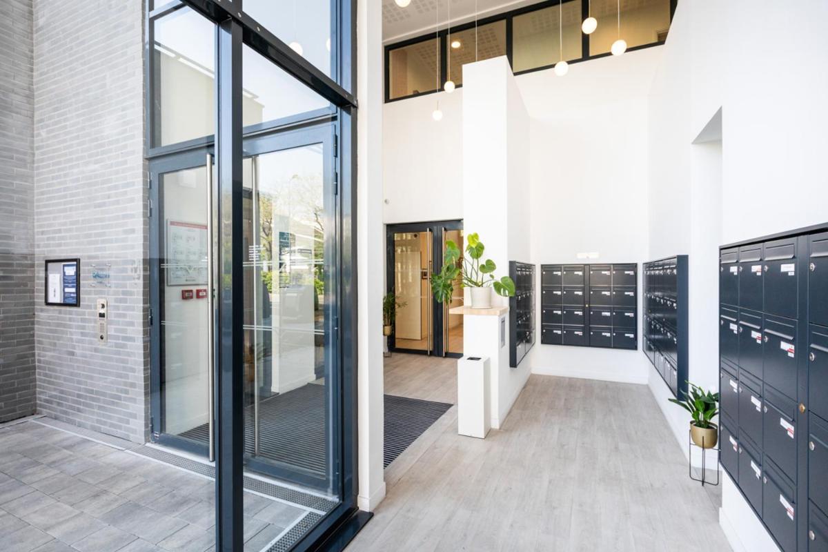 Aparthotel Oh Activ Cergy Exterior foto